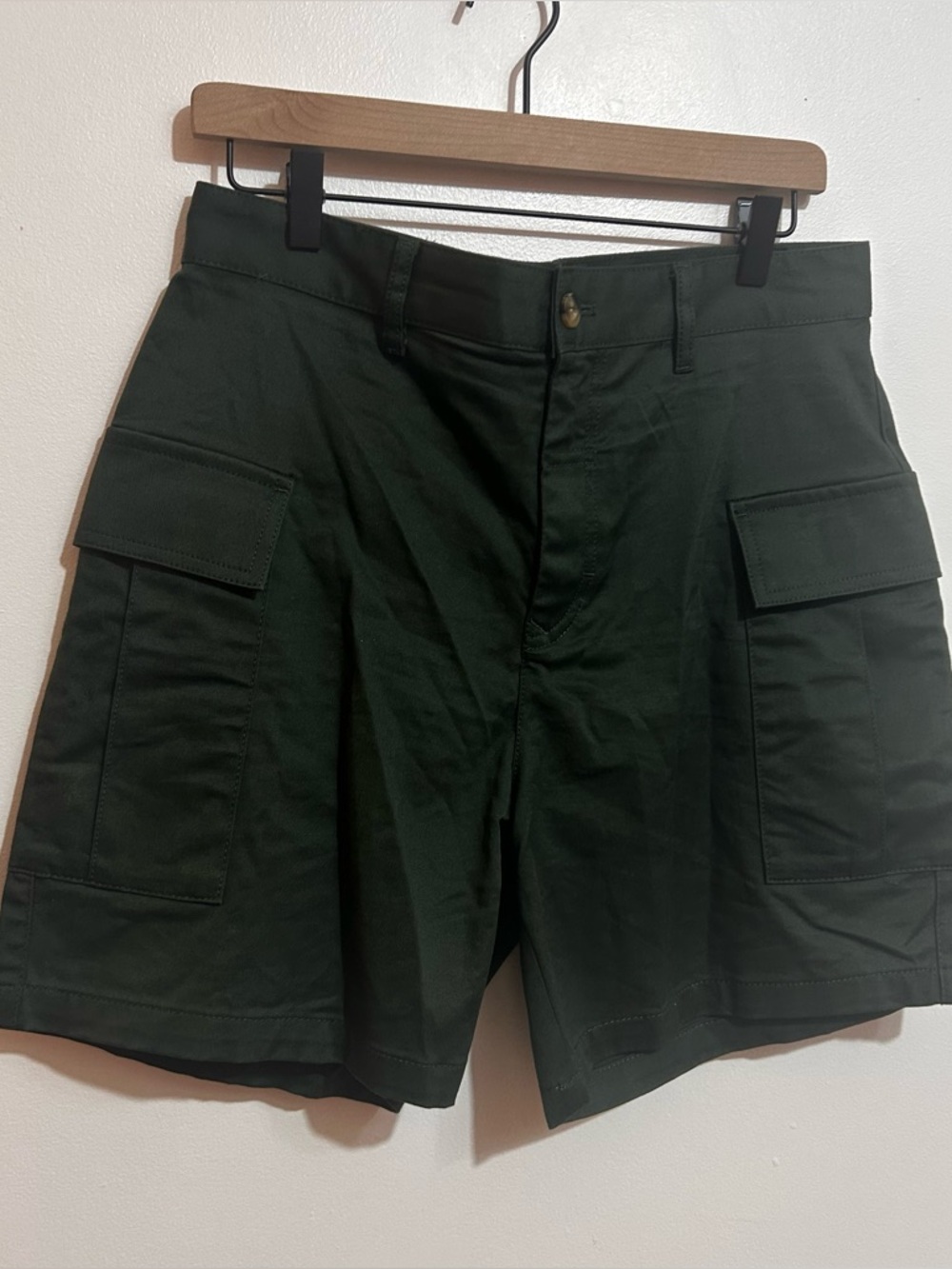 Zara Men's Dark Green Cargo Shorts